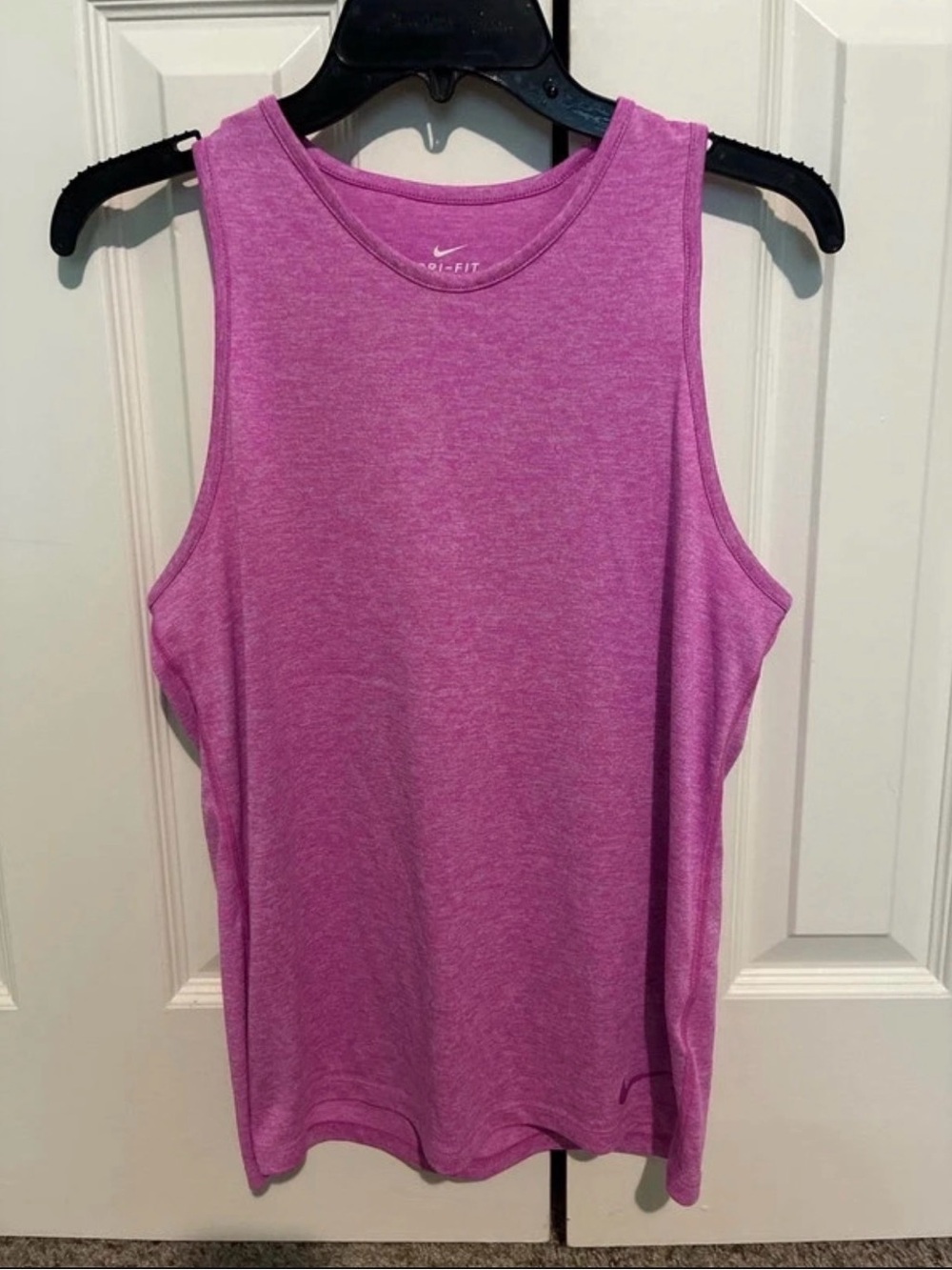 Women’s Nike Sleeveless Dri Fit Active Tank Top Pink Purple Small S